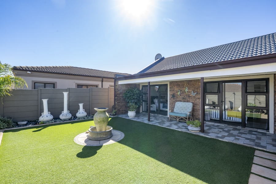 3 Bedroom Property for Sale in Protea Heights Western Cape